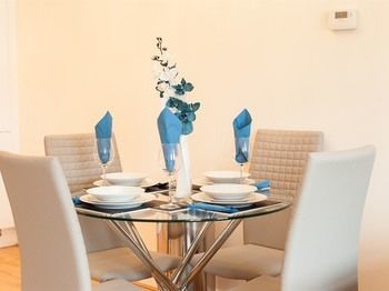 Station Suites Watford  Kültér fotó